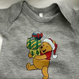 Pooh bear onesie! New! 0-3 months❤️🍯